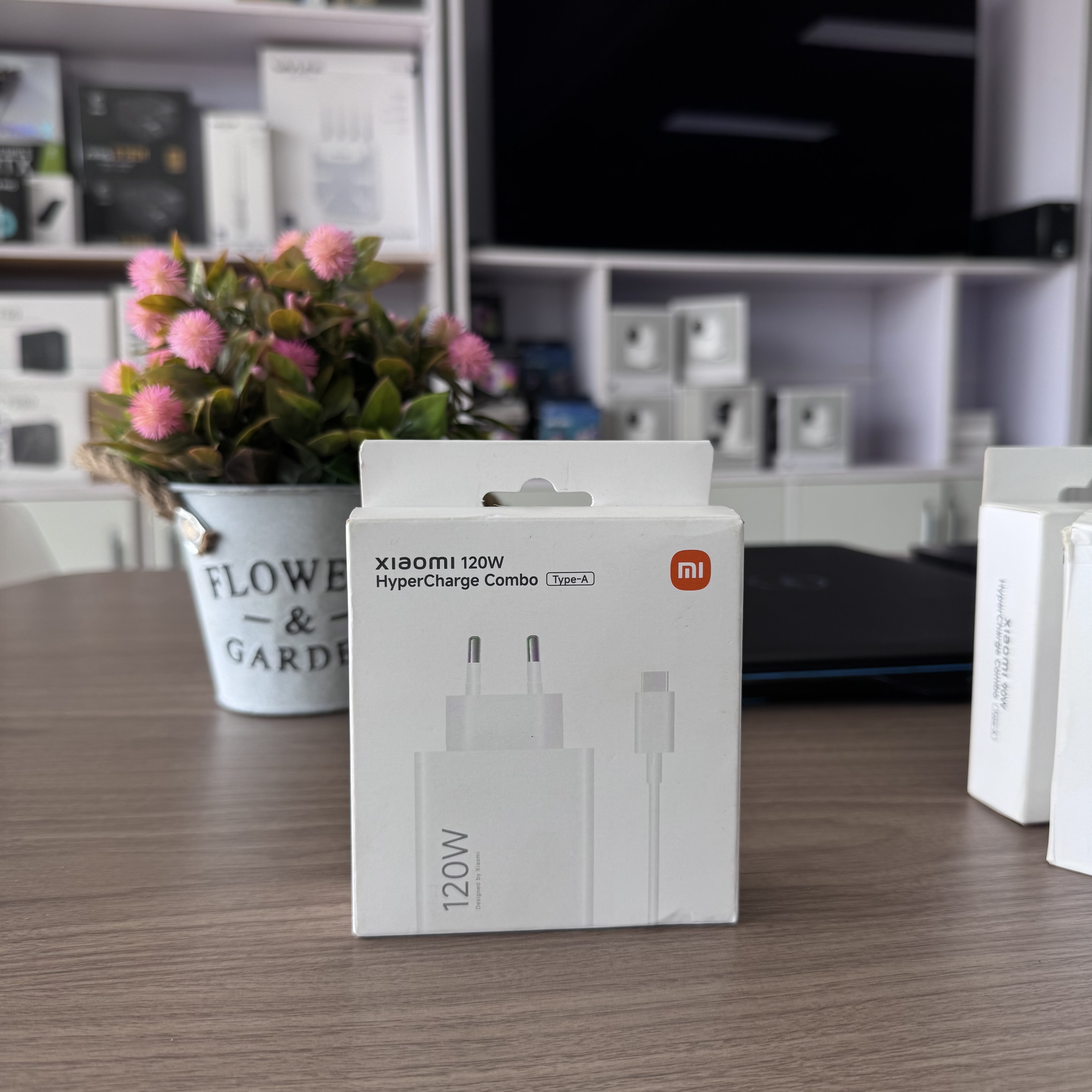 Xiaomi 120W HyperCharge Combo