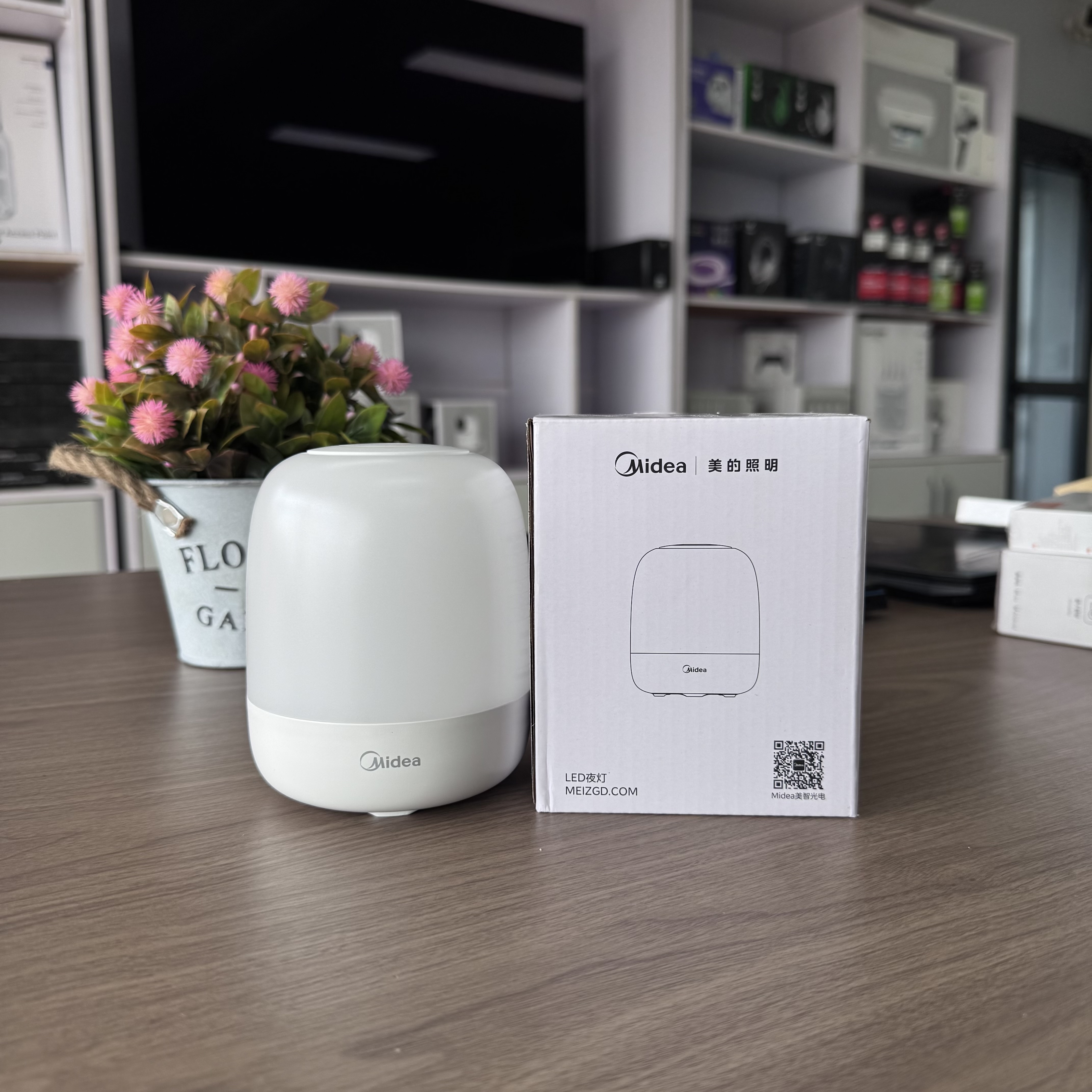 Midea LED Night Light